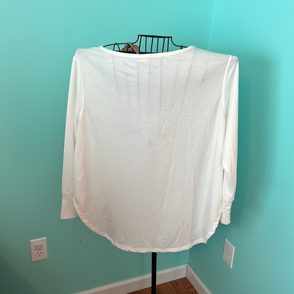 💙💛Christmas Top size 1X💛💙 - Picture 3 of 3